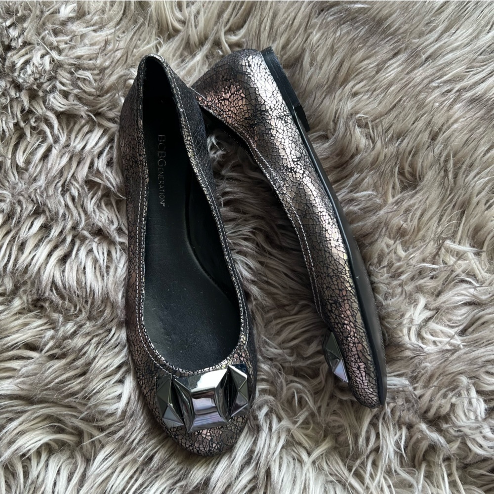 Bcbgeneration Metallic Cracked Leather Flat Ballet Shoes